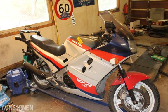 1988 Honda VFR 750 F Reparasjonsobjekt
