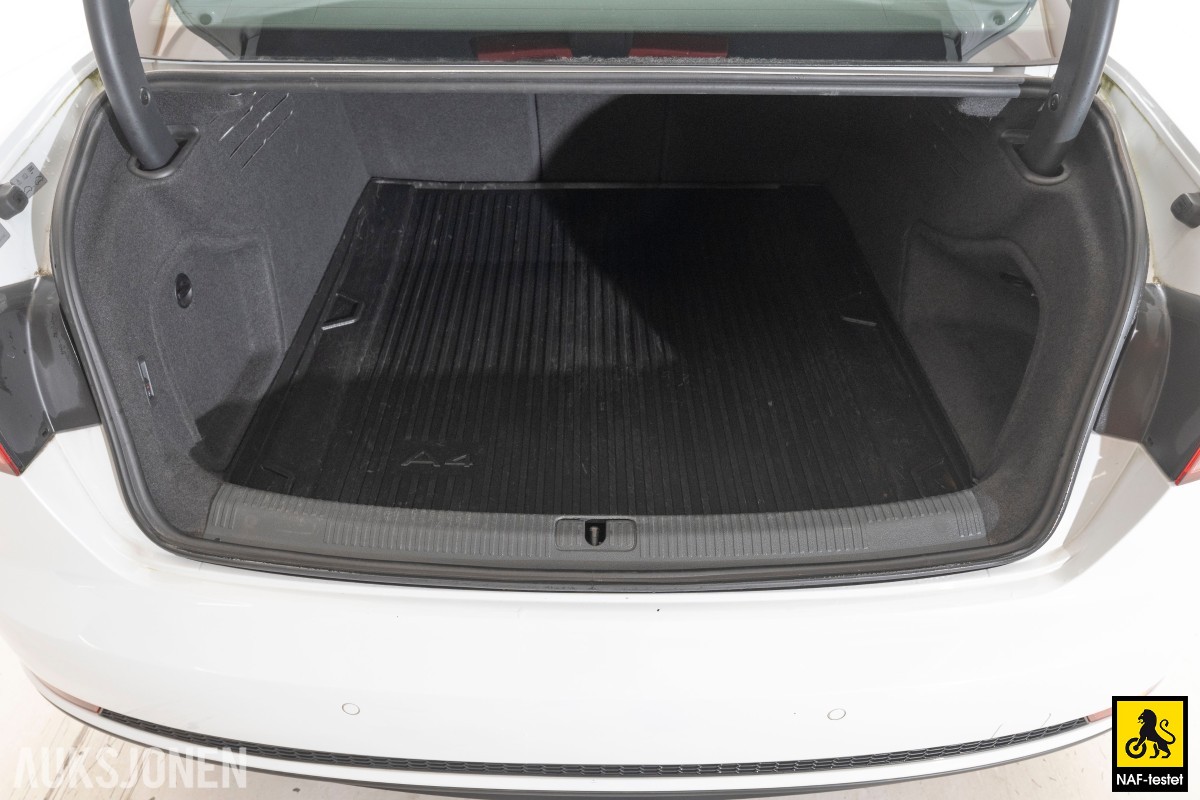 2017 Audi A4 150HK AUT S LINE HENGERFESTE SOLTAK VARMER
