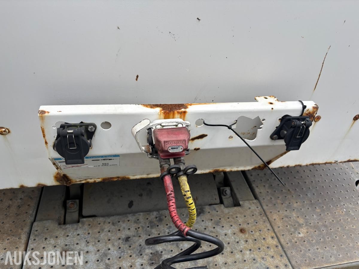 2008 Ekeri L3 skapsemitrailer, full sideåpning