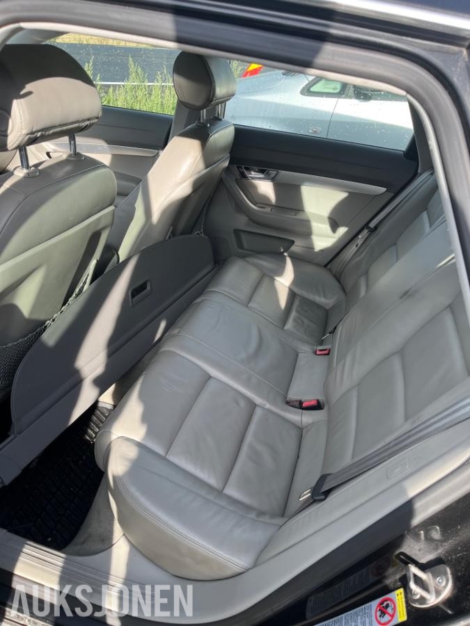 2006 Audi A6 2.4 Bensin 177HK Automat, Reparasjonsobjekt