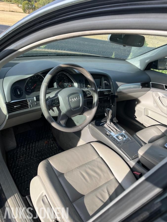 2006 Audi A6 2.4 Bensin 177HK Automat, Reparasjonsobjekt
