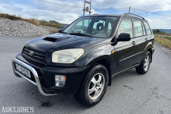2003 Toyota RAV4 2.0 Diesel 116hk 4WD Reparasjonsobjekt EU ok til 07.2027