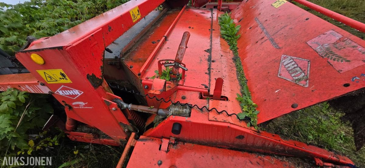2003 Kuhn RC302 Slåmaskin