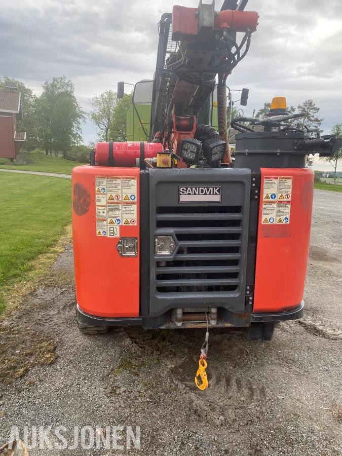2020 Sandvik Commando DC130Ri borerigg, 2218 t, sentralsmøring, vinsj