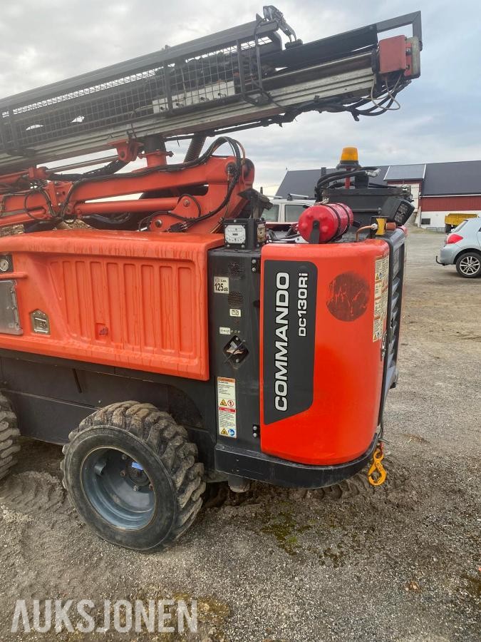 2020 Sandvik Commando DC130Ri borerigg, 2218 t, sentralsmøring, vinsj