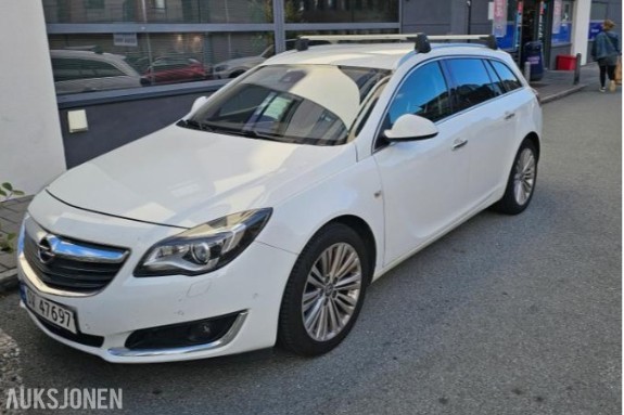 2014 Opel Insignia SPORTS TOURER SW 2.0 120hk adaptiv cruisekontroll skinninteriør s+v dekk eu ok 09.2028 