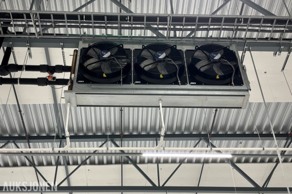2025 Komplett prosesskjøleanlegg 2025 — Carrier chiller, ThermoKey luftkjølere, akkumulatortank og vannbehandling