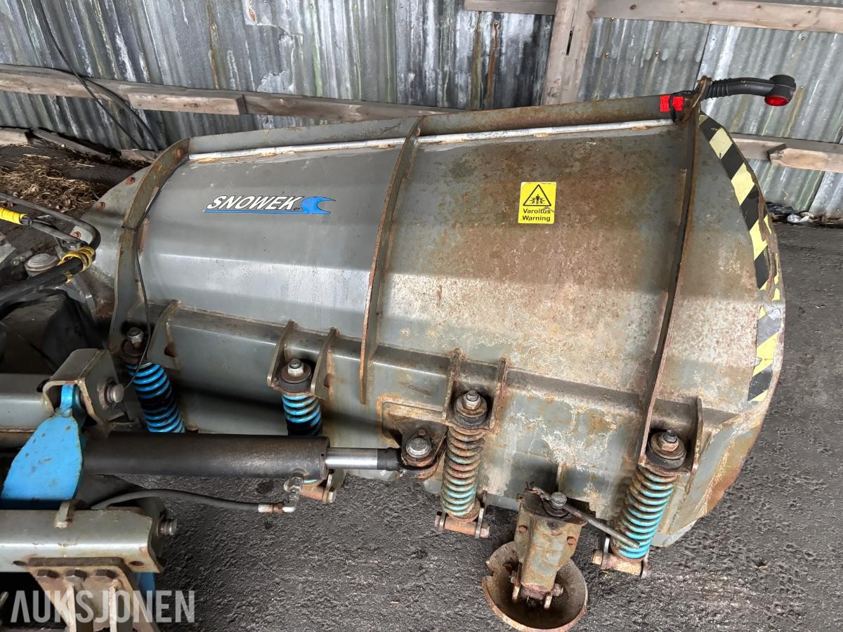 Snowek hydraulisk V-plog - 366 cm bredde, 3-punkt og Trima-feste