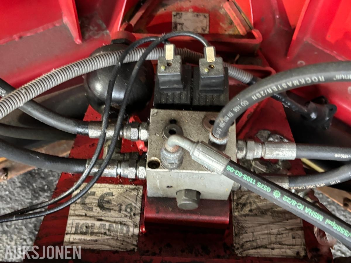 Igland SP 280 hydraulisk V-plog - Flytramme - Euro/Sms Feste