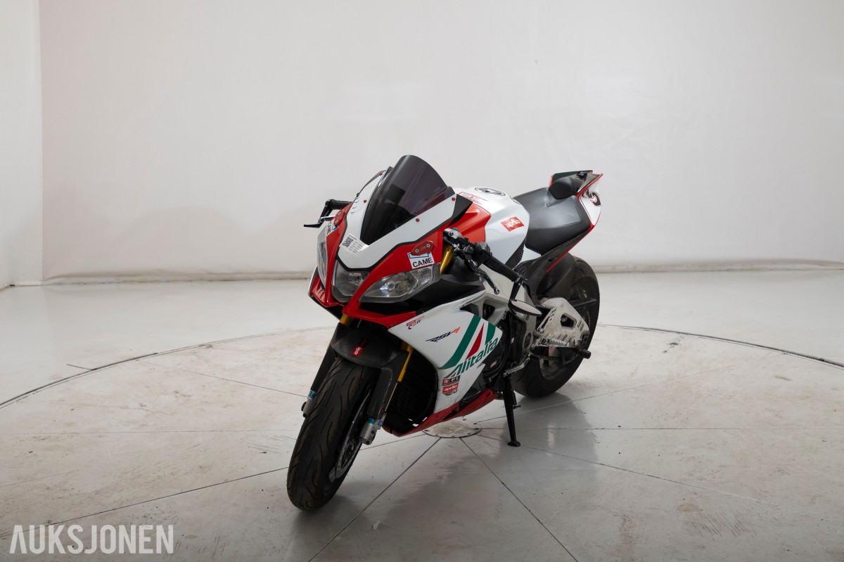 2009 Aprilia RSV 1000 - 180 HK - AKRAPOVIC