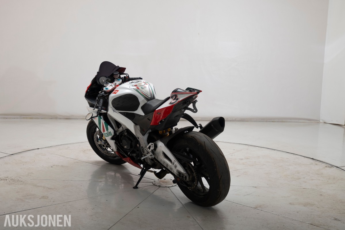 2009 Aprilia RSV 1000 - 180 HK - AKRAPOVIC