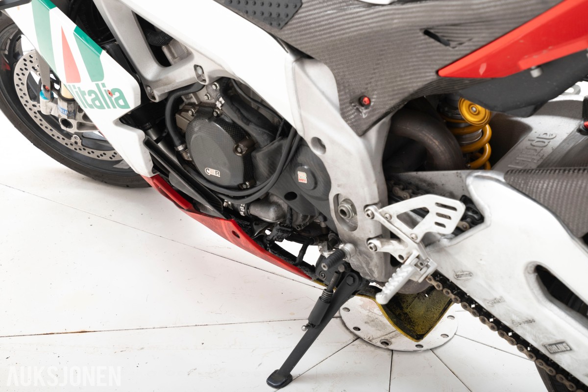2009 Aprilia RSV 1000 - 180 HK - AKRAPOVIC
