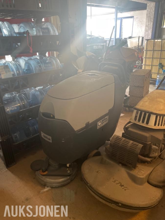 Div rengjøringsmaskiner, se bilder - ingen minstepris
