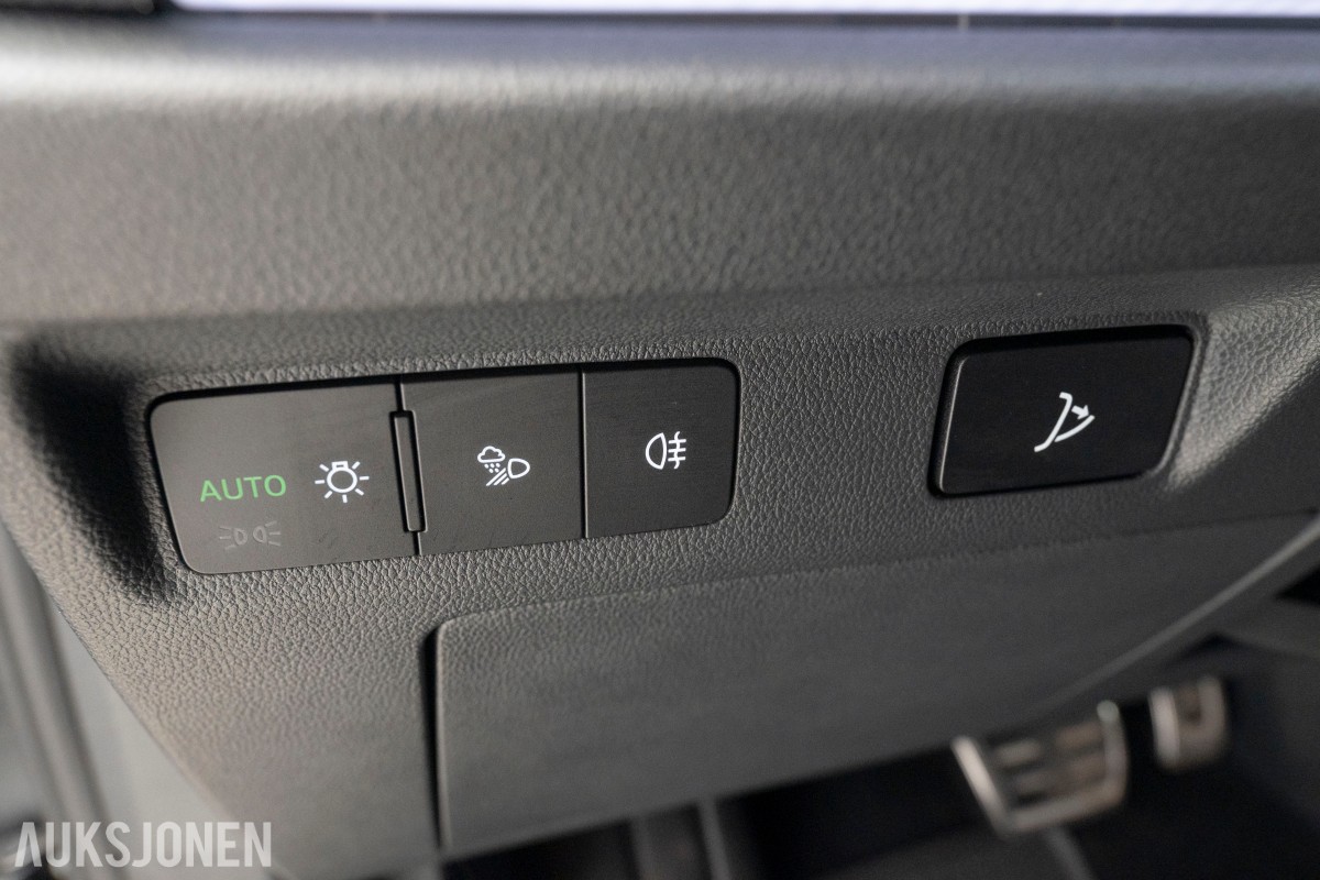 2023 Skoda ENYAQ iV80X 4X4 HENGERFESTE ACC MATRIX KAMERA PARKASSIST