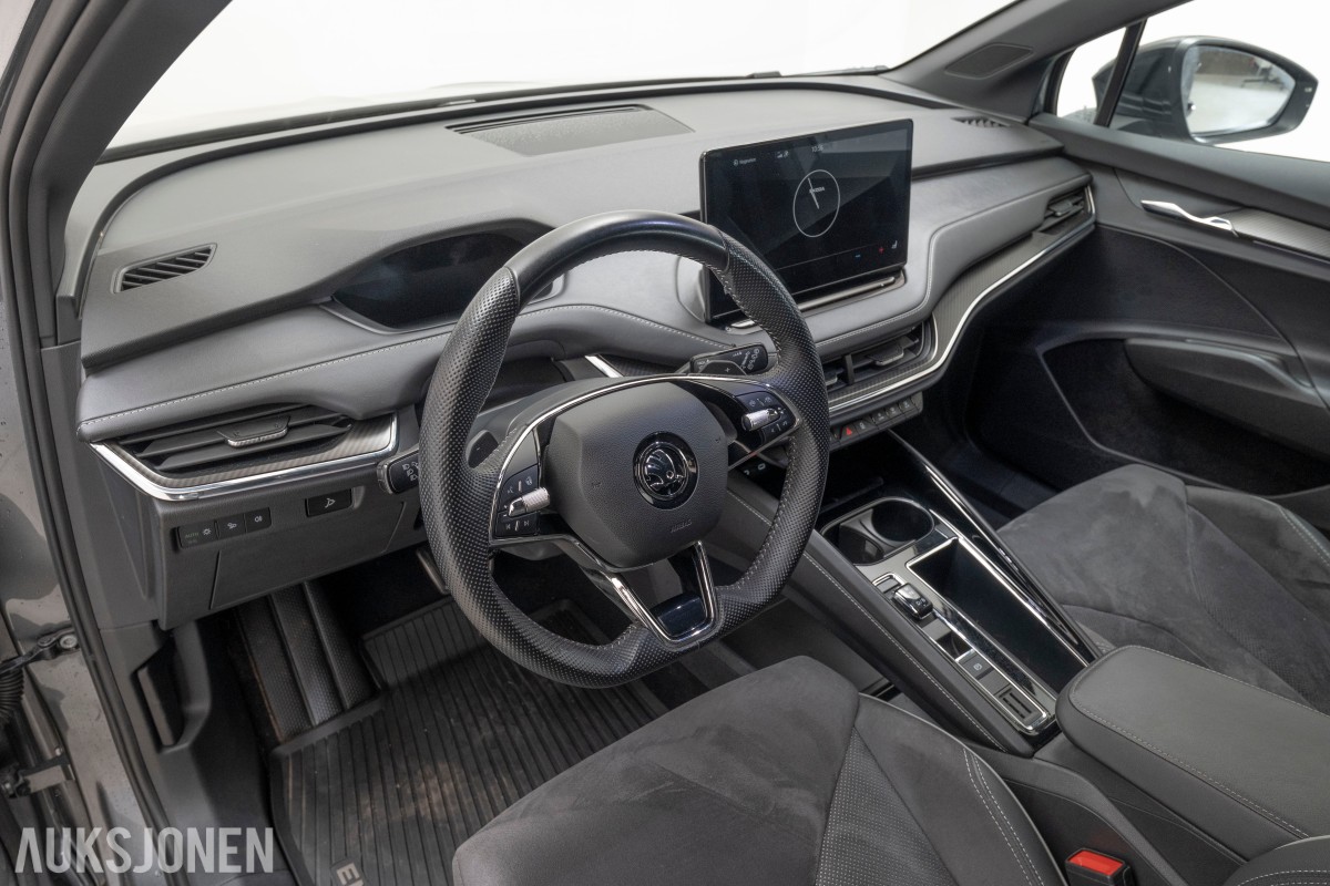2023 Skoda ENYAQ iV80X 4X4 HENGERFESTE ACC MATRIX KAMERA PARKASSIST