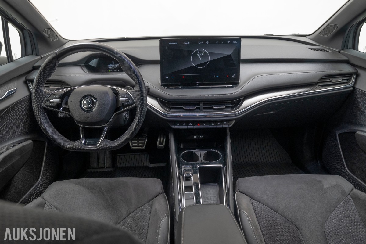 2023 Skoda ENYAQ iV80X 4X4 HENGERFESTE ACC MATRIX KAMERA PARKASSIST