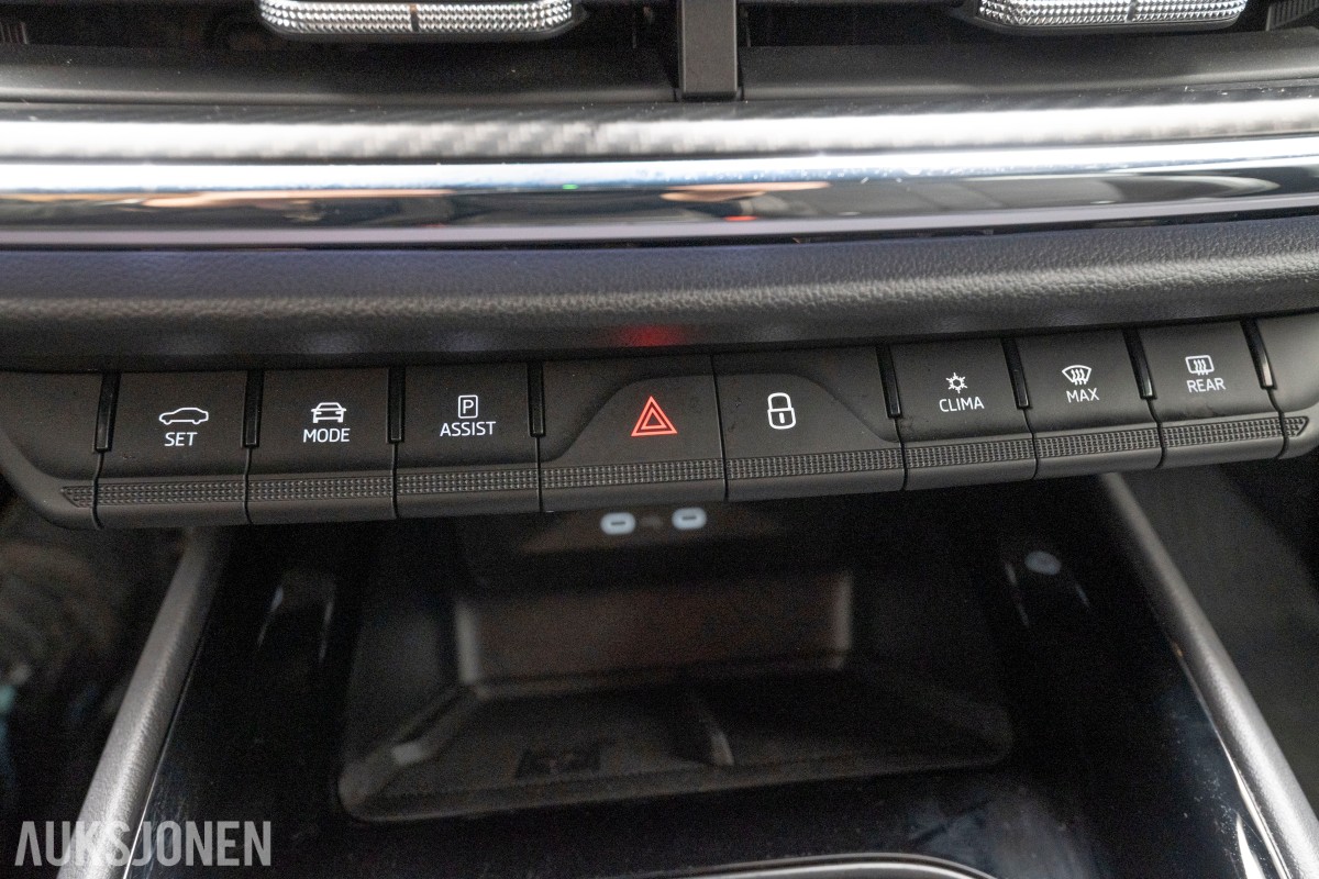 2023 Skoda ENYAQ iV80X 4X4 HENGERFESTE ACC MATRIX KAMERA PARKASSIST