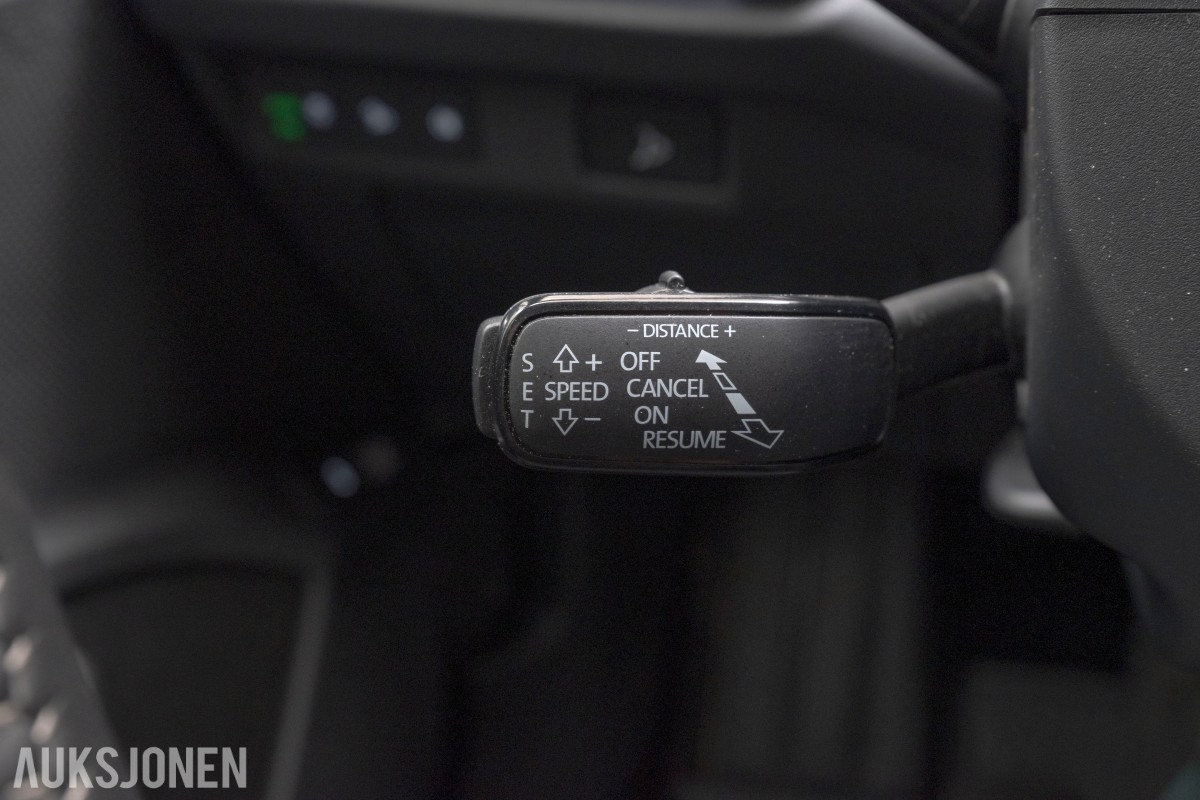 2023 Skoda ENYAQ iV80X 4X4 HENGERFESTE ACC MATRIX KAMERA PARKASSIST