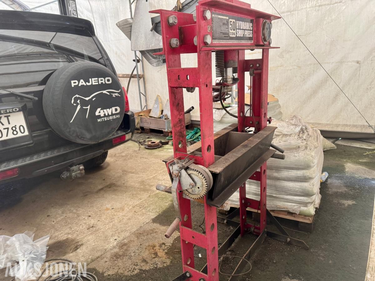 Hydraulisk verkstedpresse 50 tonn