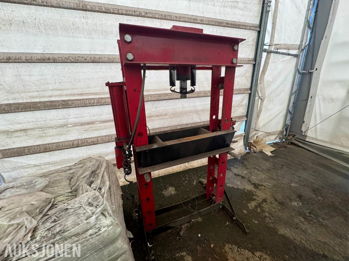 Hydraulisk verkstedpresse 50 tonn