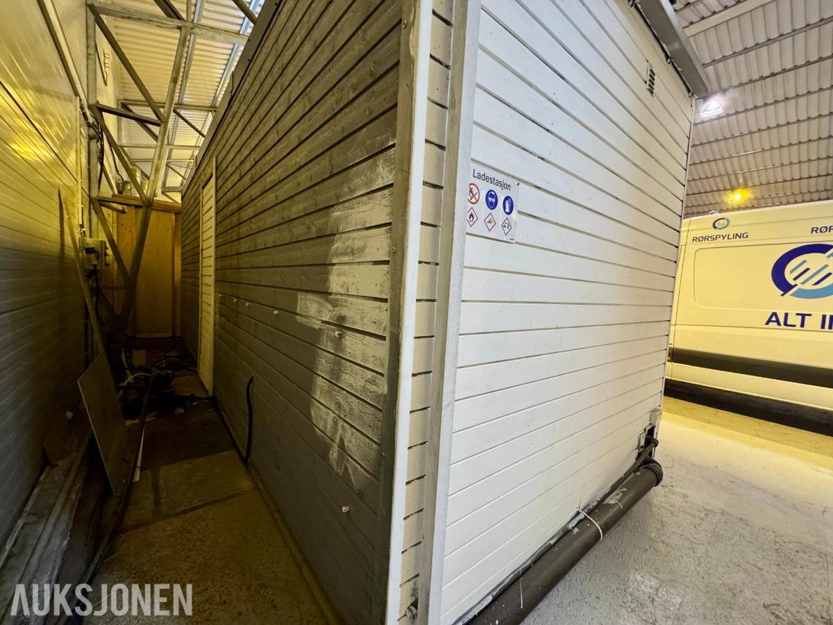 Mannskapsbrakke - garderobebrakke med dusj, toaletter og vaskerenne – 3-fas