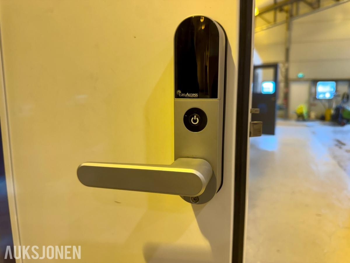 Mannskapsbrakke - garderobebrakke med dusj, toaletter og vaskerenne – 3-fas