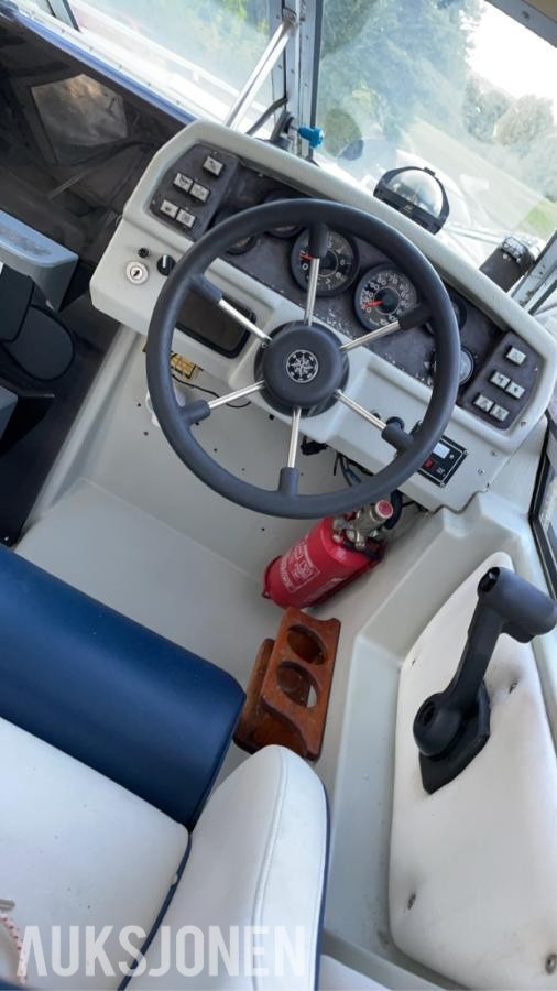 1987 Infra 727 V8 small block med brenderup henger
