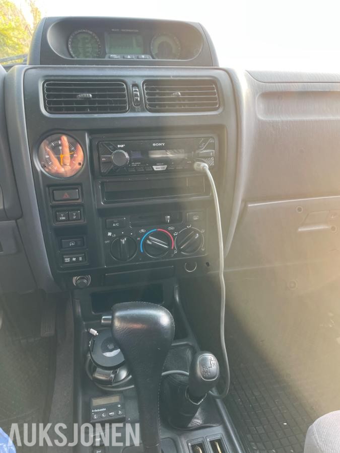 1999 TOYOTA LAND CRUISER 3.0D 125HK 4WD REP.OBJEKT/DELEBIL EU-OK 09.27 KUFANGER