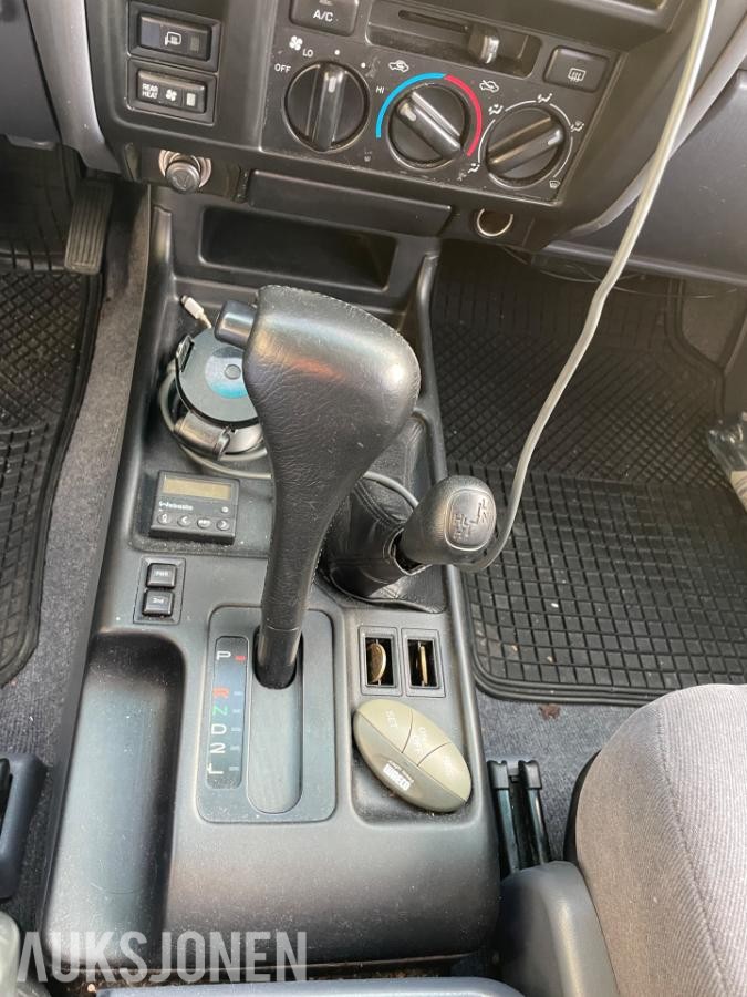 1999 TOYOTA LAND CRUISER 3.0D 125HK 4WD REP.OBJEKT/DELEBIL EU-OK 09.27 KUFANGER