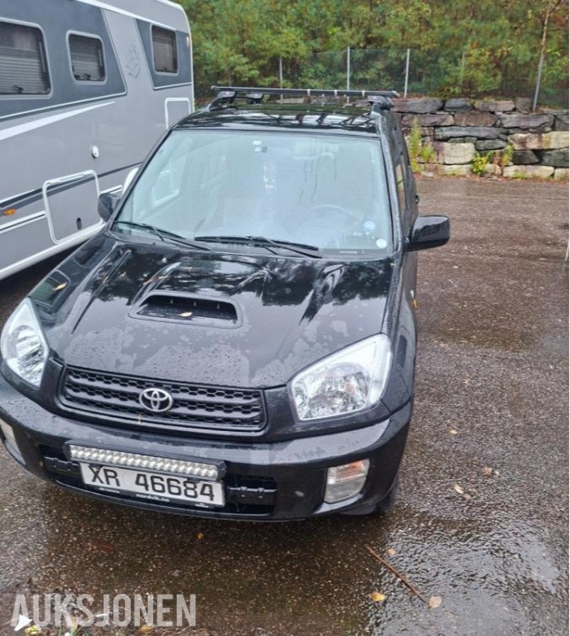 2003 Toyota RAV4 2.0 116hk 4WD hengerfeste motorvarmer skinn