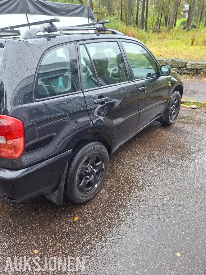2003 Toyota RAV4 2.0 116hk 4WD hengerfeste motorvarmer skinn