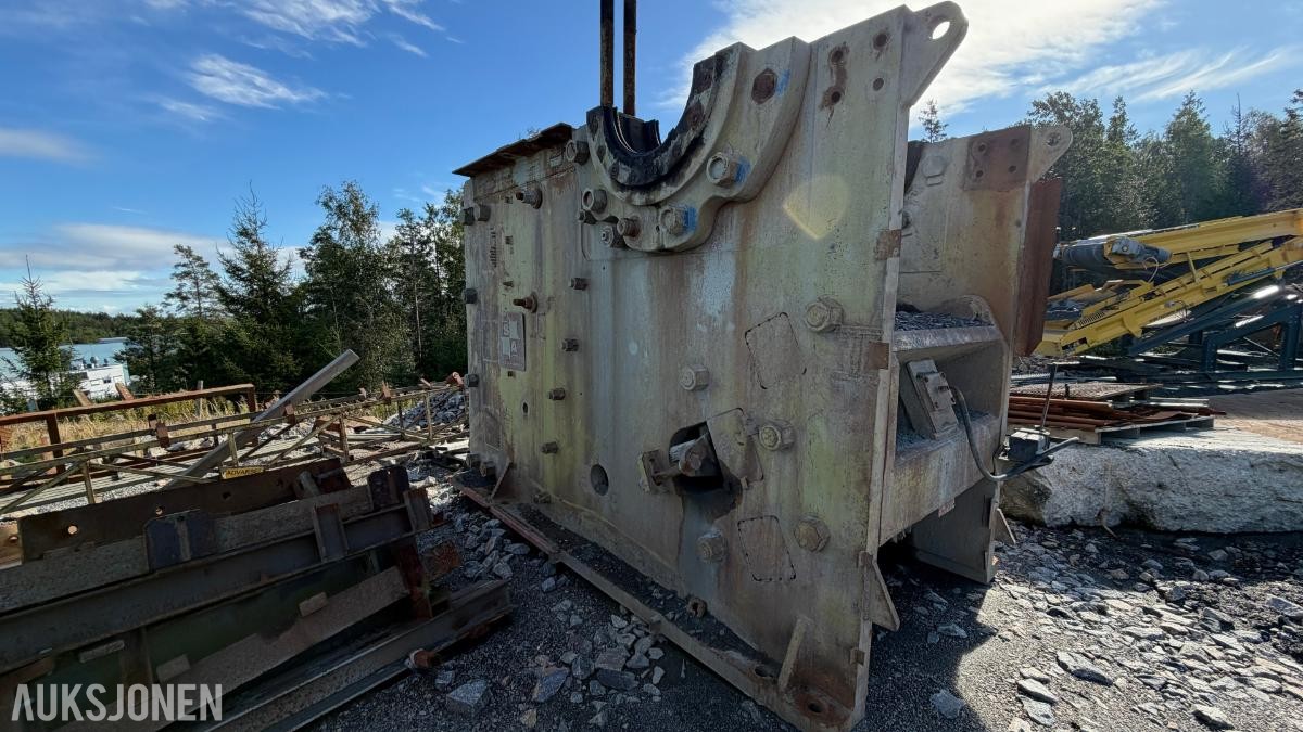 Svedala-Arbrå R150120-250 knuser komplett