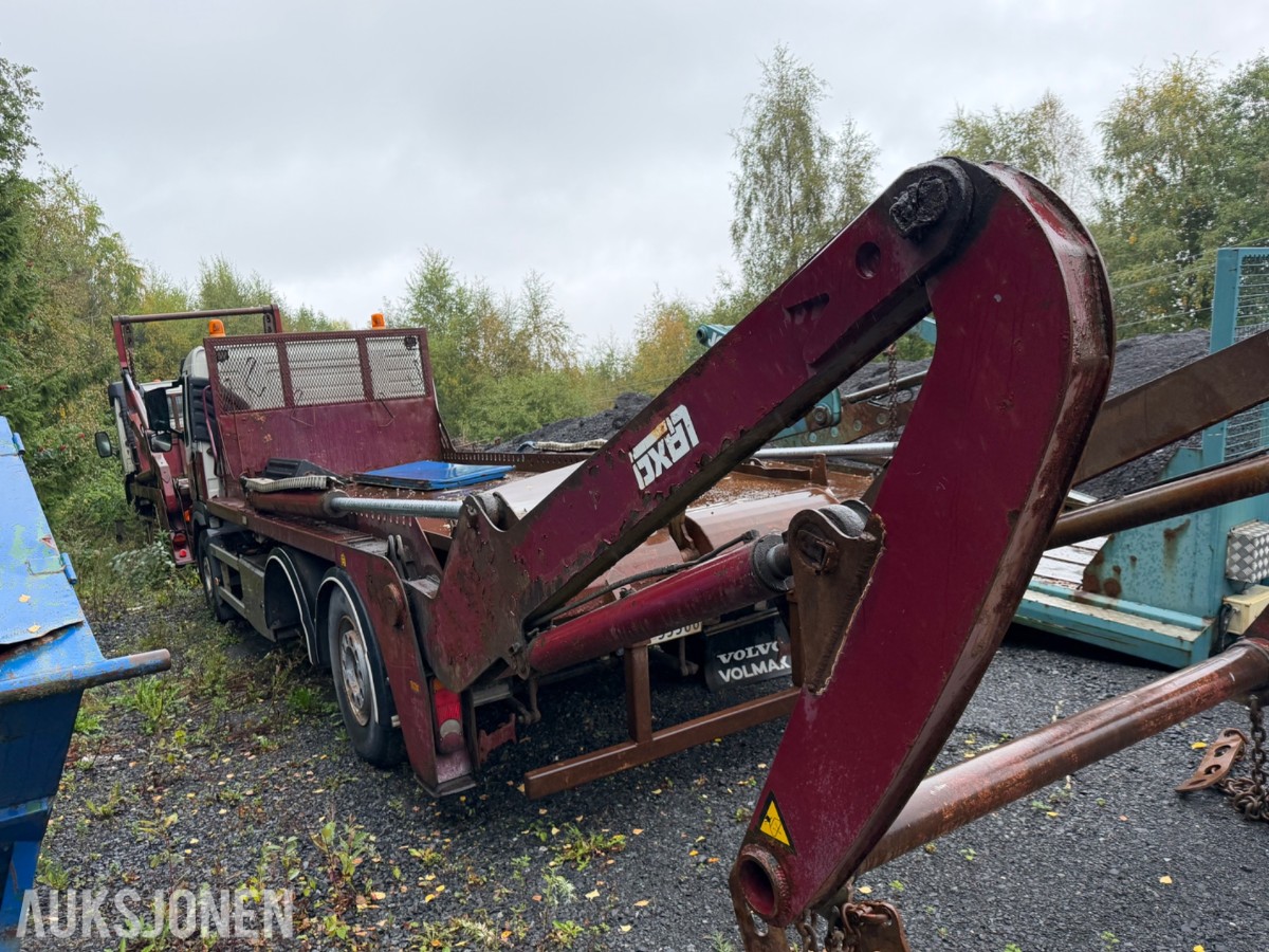 2010 mod. Volvo FM330 6x2 Krokbil, m/Laxo liftdumper