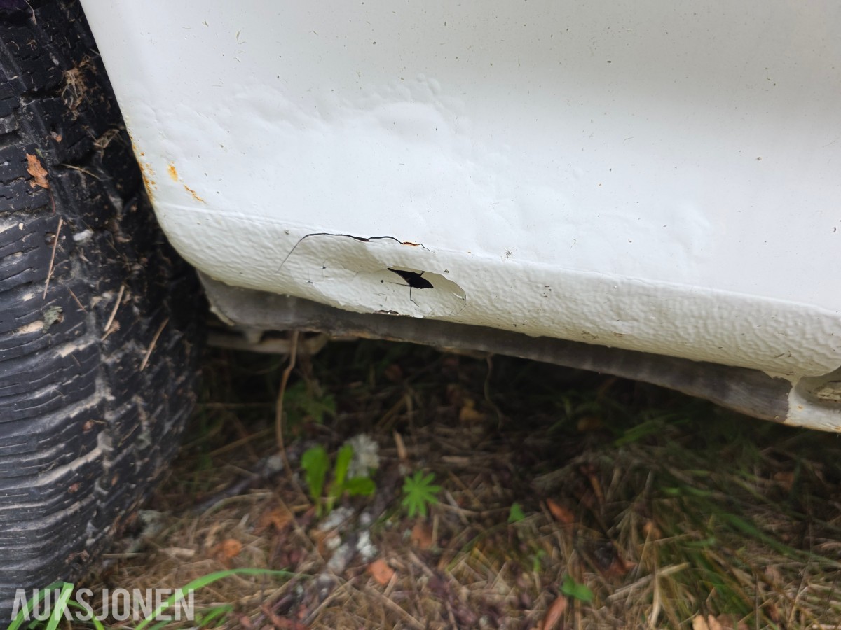 1993 Toyota HiAce 4 WD 5 seter Reparasjon objekt/delebil