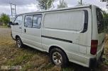 1993 Toyota HiAce 4 WD 5 seter Reparasjon objekt/delebil