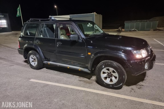 2004 Nissan Patrol 3.0 Diesel 158HK 4X4 Automat, Hengerfeste, 7-Seter, rep.objekt 