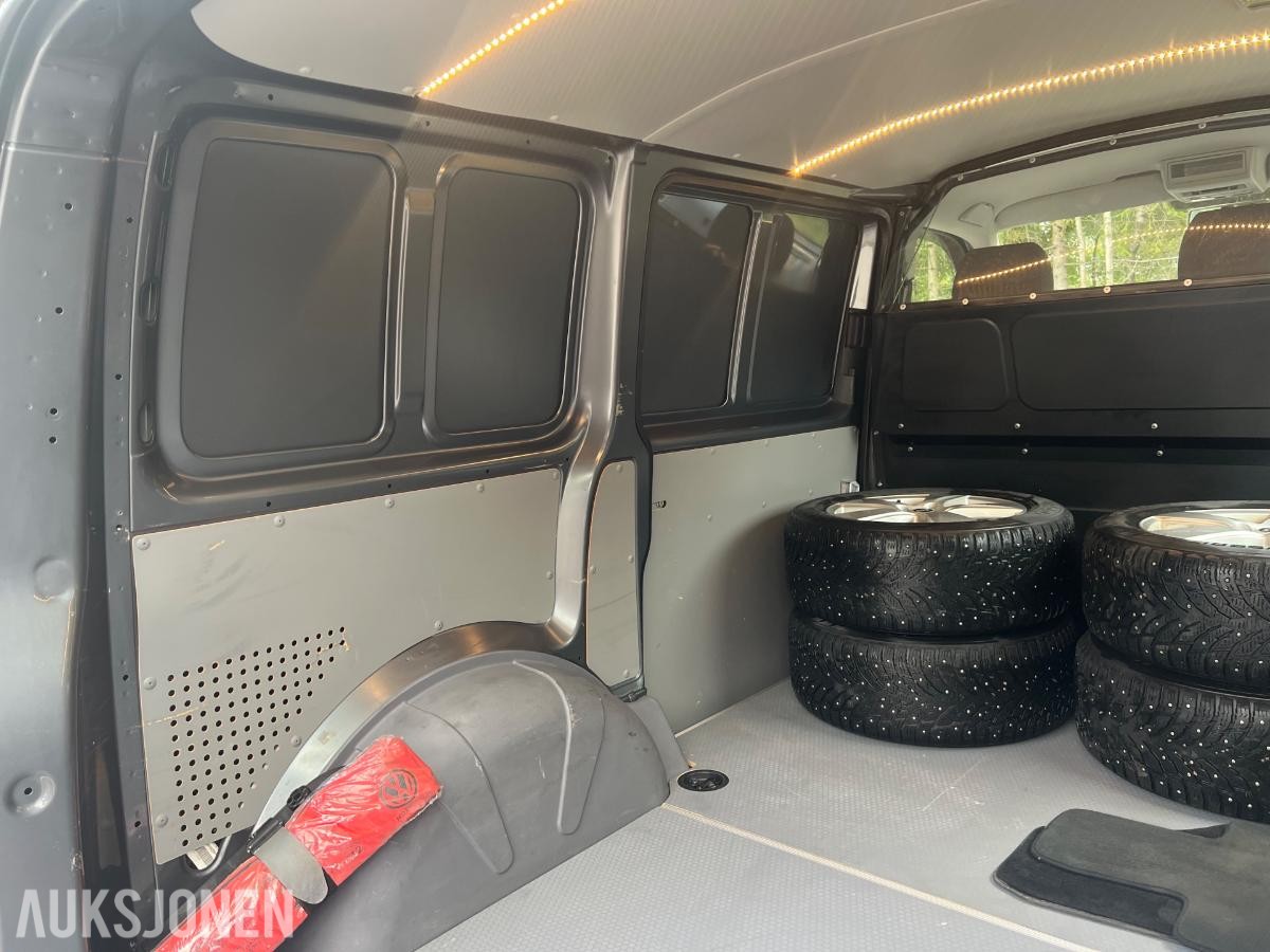 2013 Volkswagen TRANSPORTER 2.0TDI/180HK/4MOTION/DSG/WEBASTO/H-FESTE, 140000km