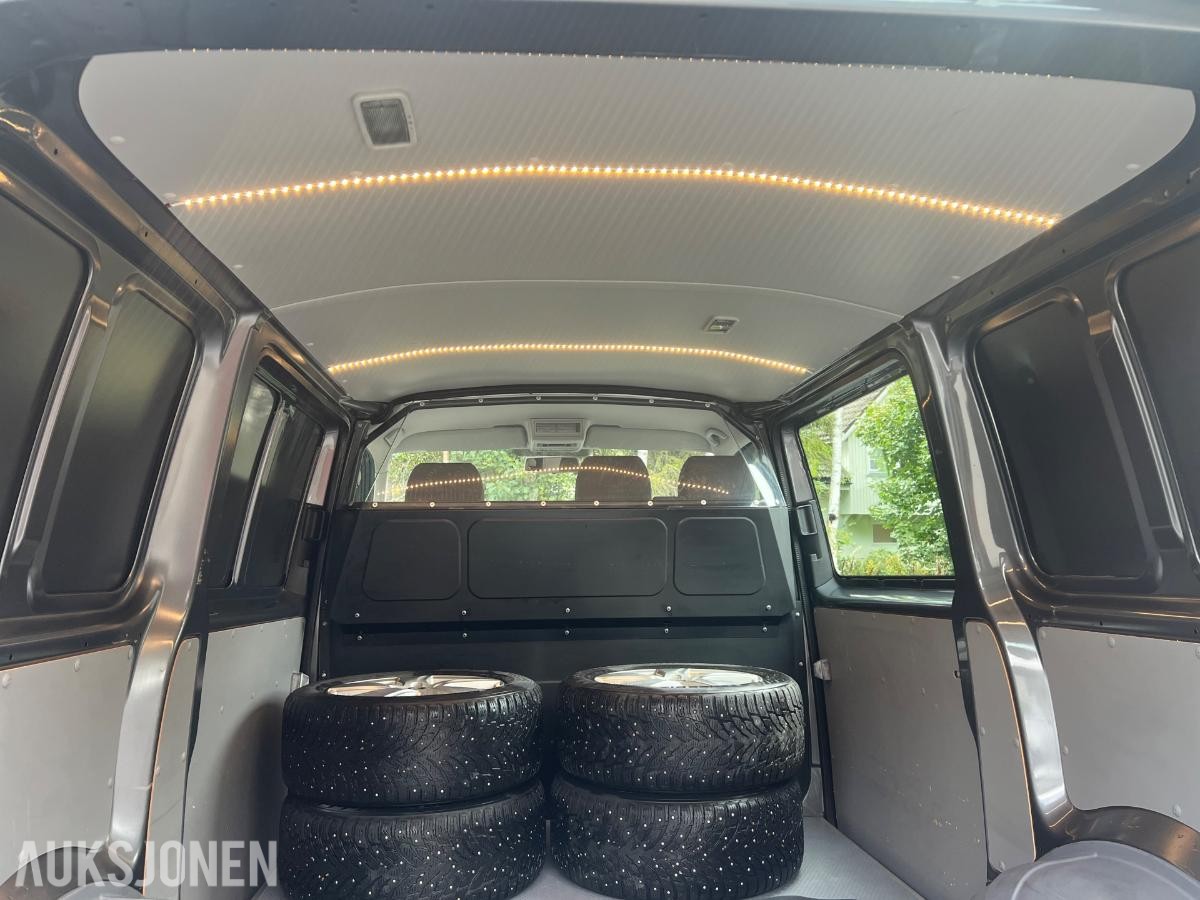 2013 Volkswagen TRANSPORTER 2.0TDI/180HK/4MOTION/DSG/WEBASTO/H-FESTE, 140000km