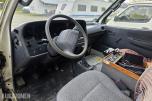 1995 Toyota HiAce 4 WD 5 seter reparasjonsobjekt/delebil