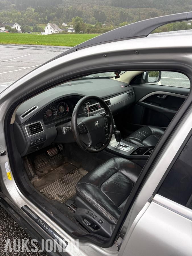 2008 Volvo XC70 2.4 185hk AWD automat cruisekontroll hengerfeste skinn