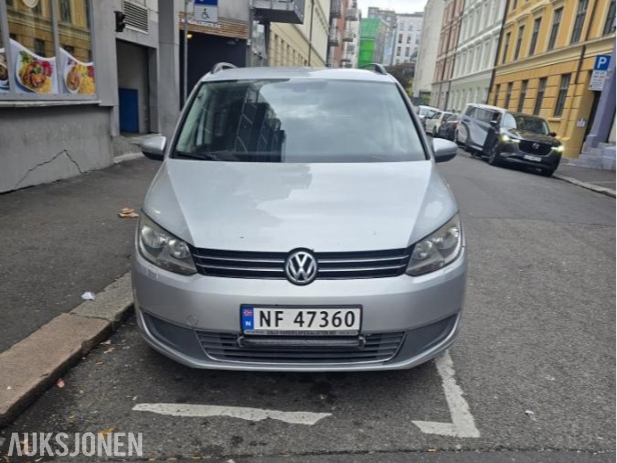 2011 Volkswagen Touran 1.6 TDI 105HK AUTOMAT, HENGERFESTE, S+V DEKK