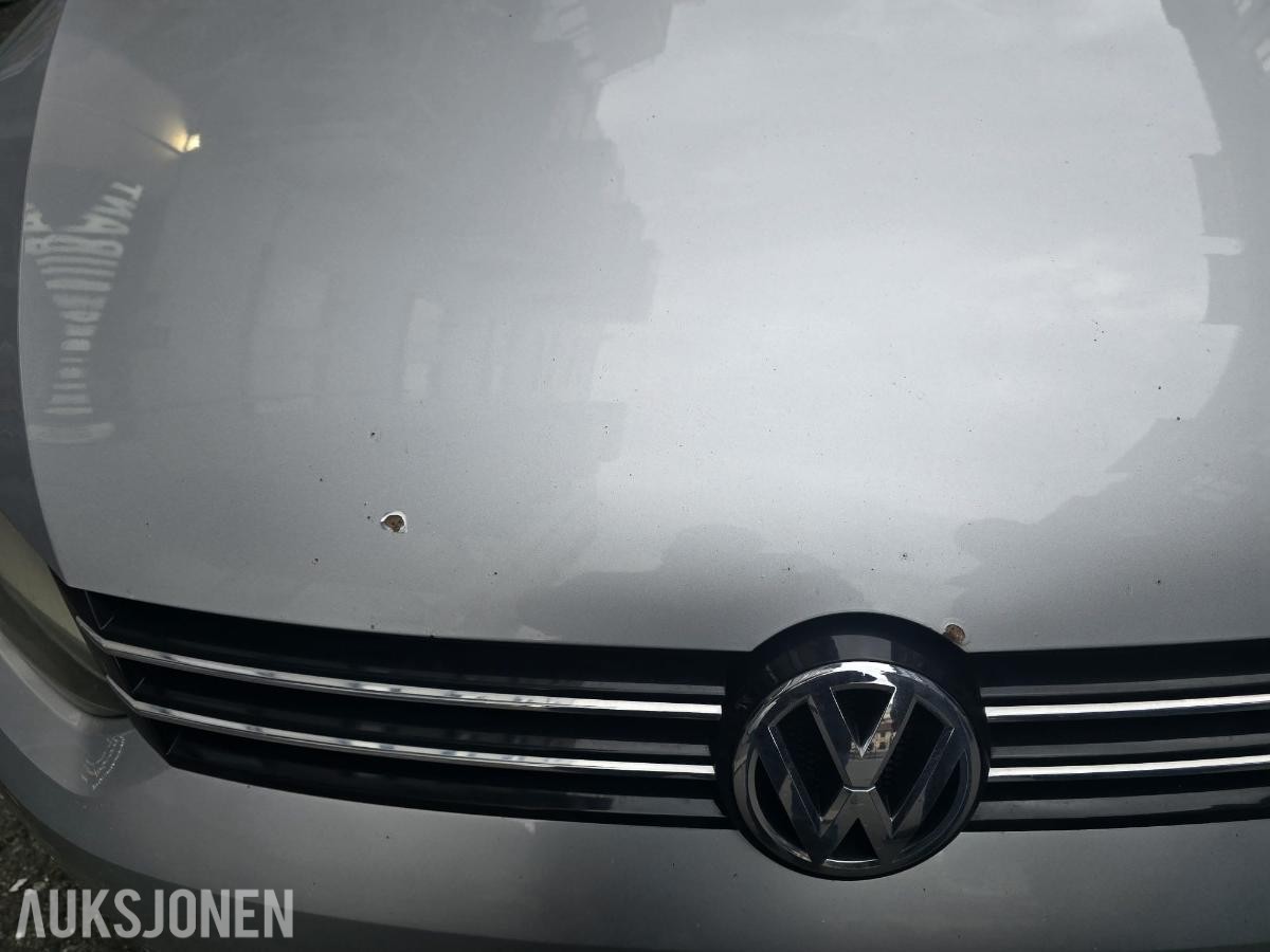 2011 Volkswagen Touran 1.6 TDI 105HK AUTOMAT, HENGERFESTE, S+V DEKK