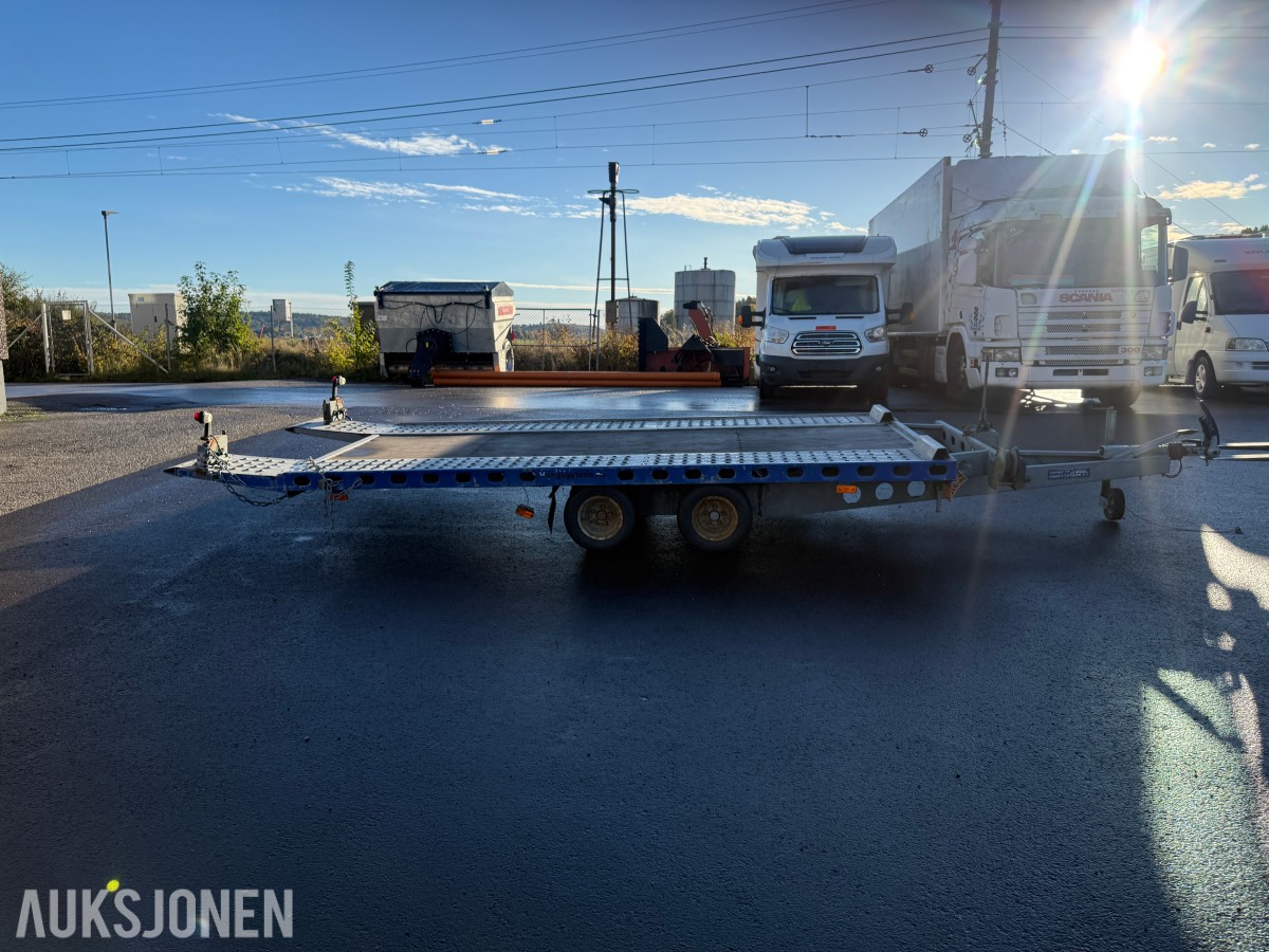 2016 WIOLA Vangsgutadn biltransporttilhenger 3 000 kg, 2 aksler