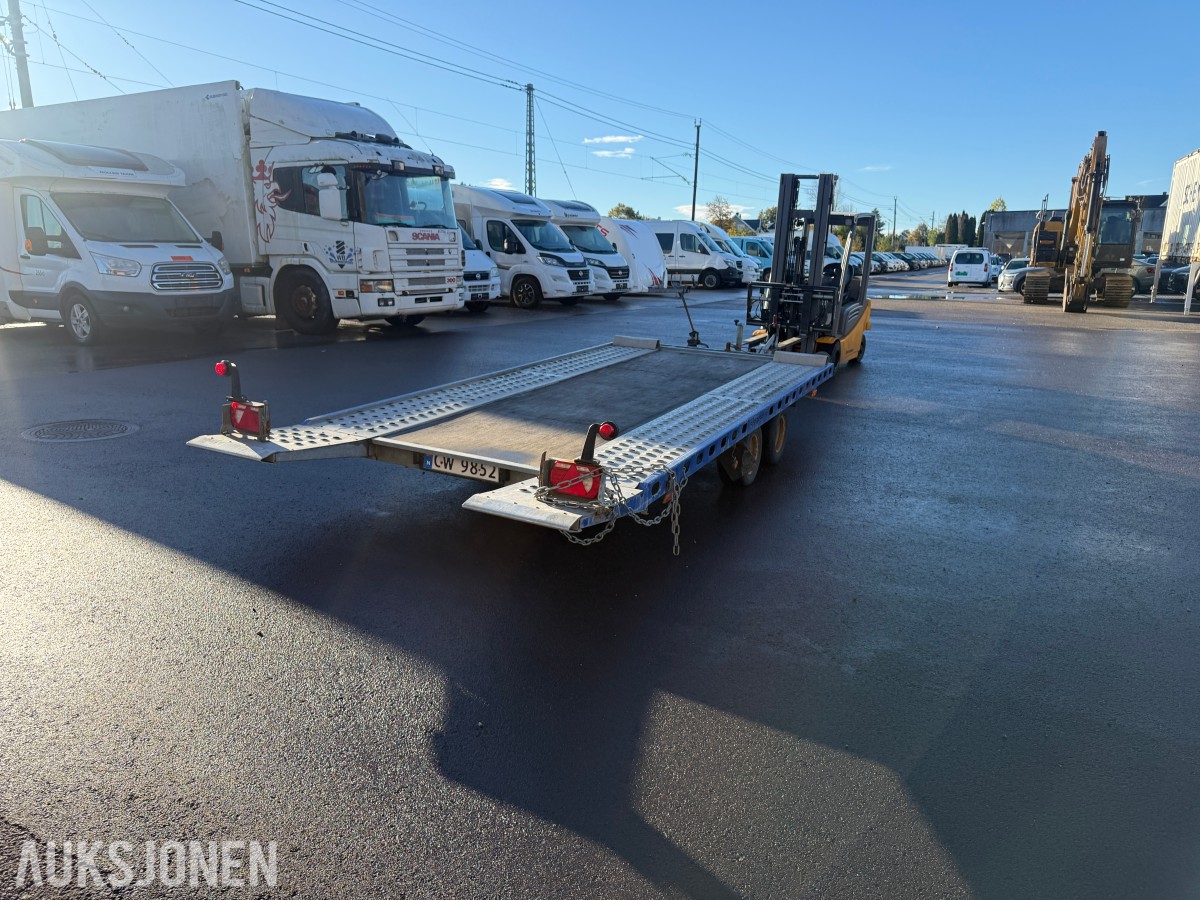 2016 WIOLA Vangsgutadn biltransporttilhenger 3 000 kg, 2 aksler