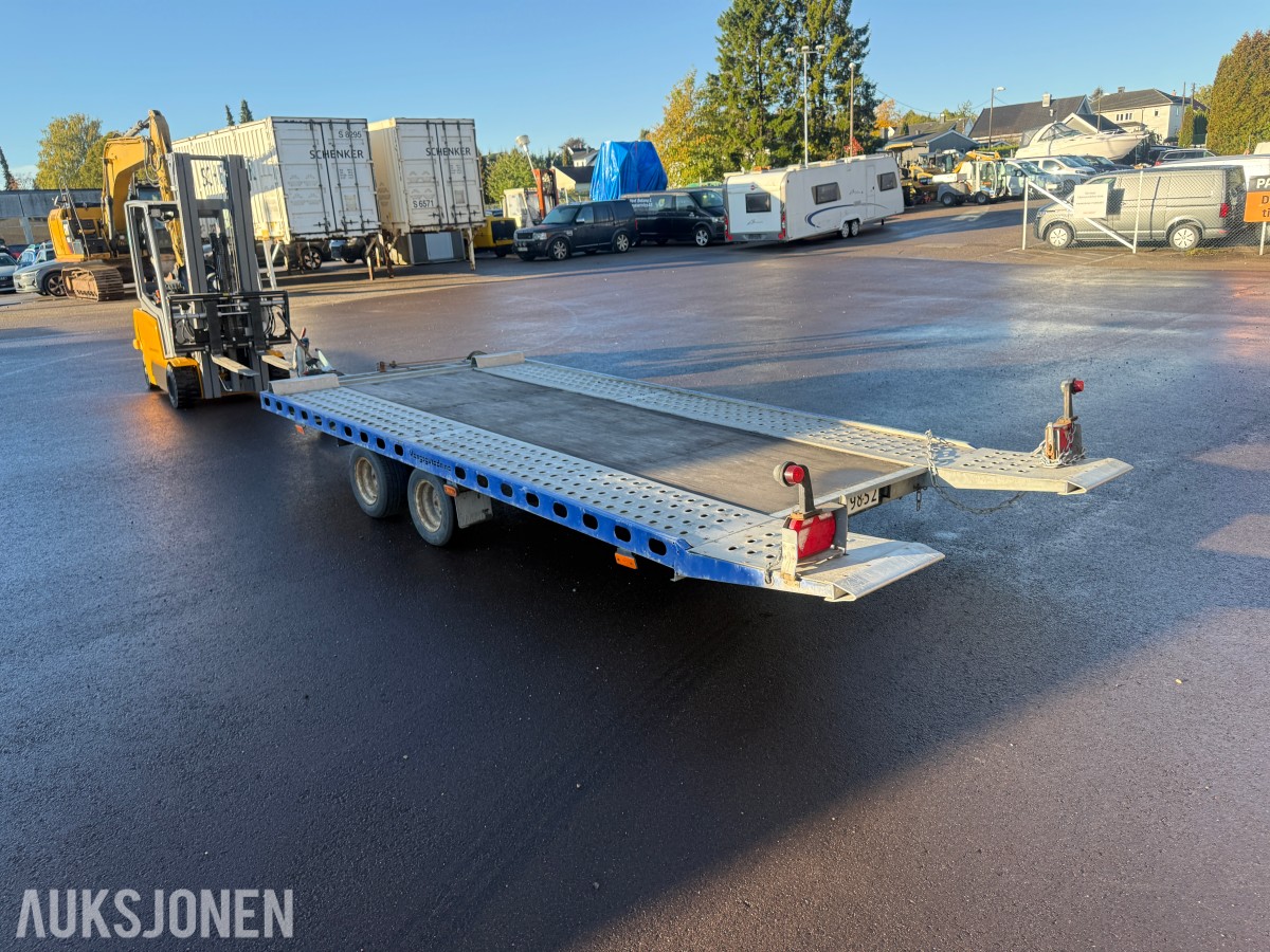 2016 WIOLA Vangsgutadn biltransporttilhenger 3 000 kg, 2 aksler
