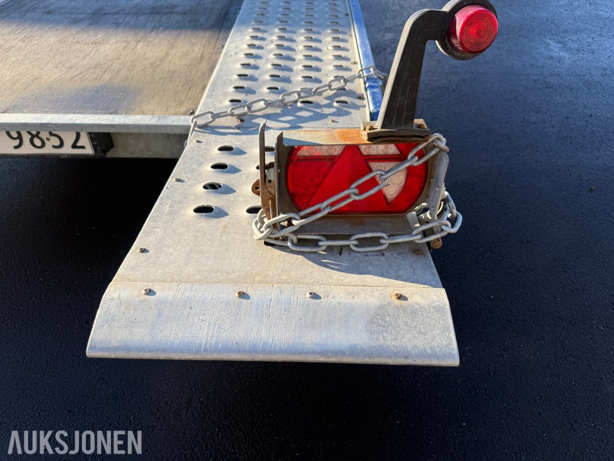 2016 WIOLA Vangsgutadn biltransporttilhenger 3 000 kg, 2 aksler