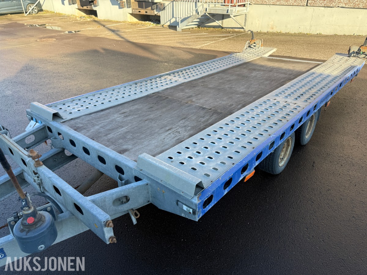 2016 WIOLA Vangsgutadn biltransporttilhenger 3 000 kg, 2 aksler