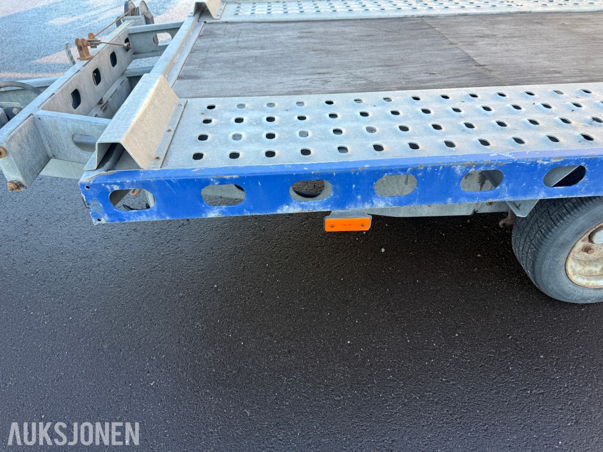 2016 WIOLA Vangsgutadn biltransporttilhenger 3 000 kg, 2 aksler