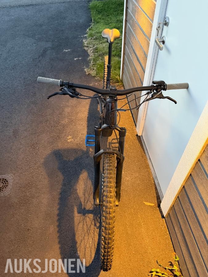2022 Giant Stance E+ 1 Pro sykkel