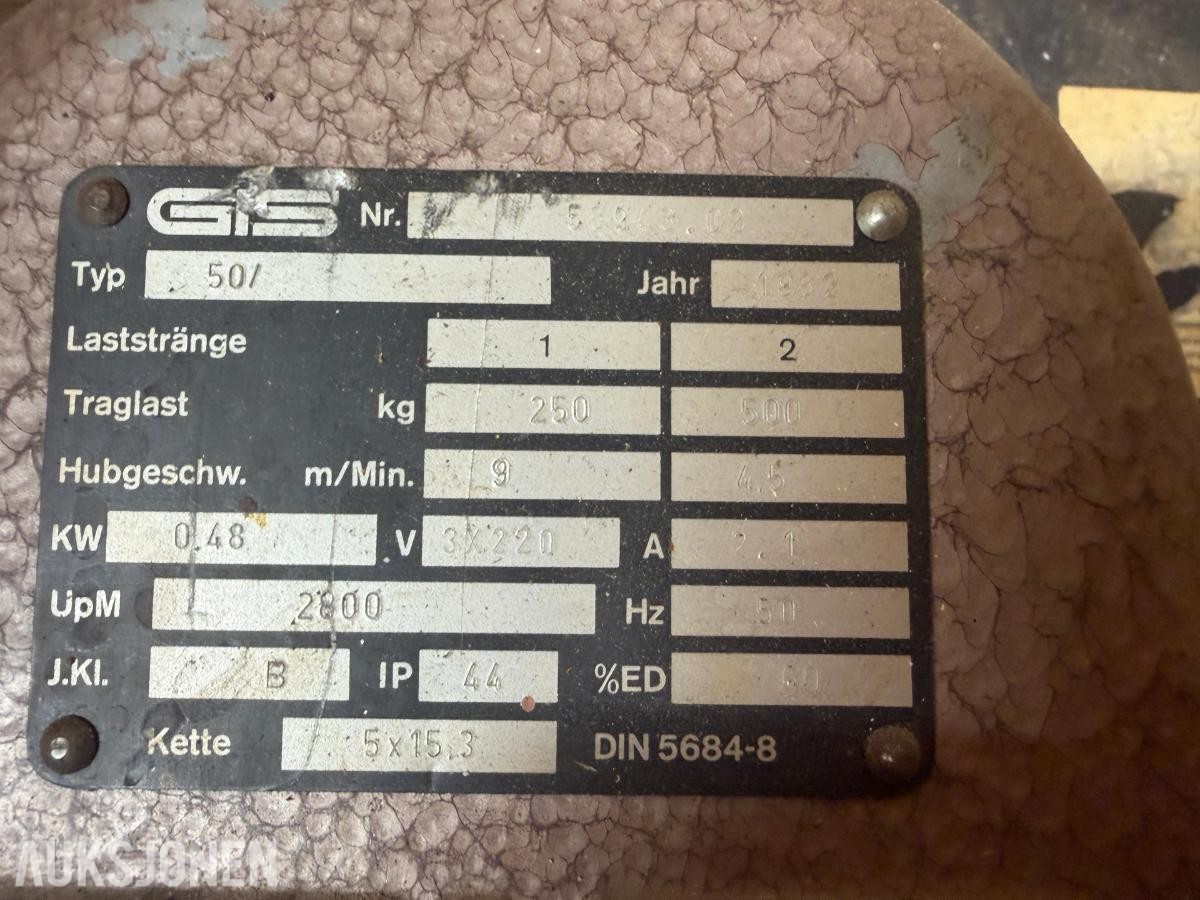 1982 GIS 50/ elektrisk kjettingtalje 250/500 kg